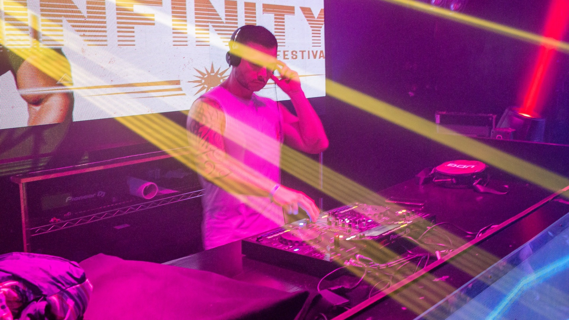 AQUA EMPORIO gallery image