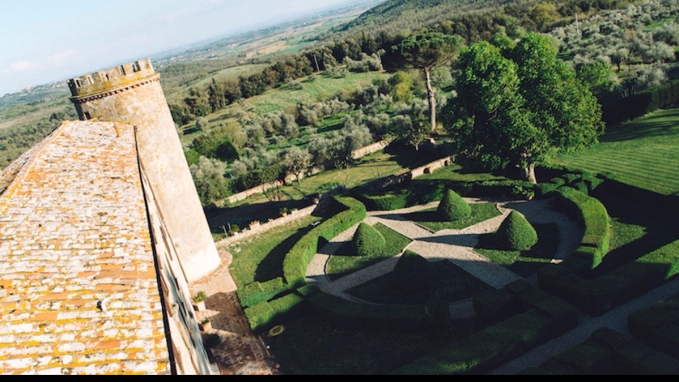 Calcione Castle gallery image