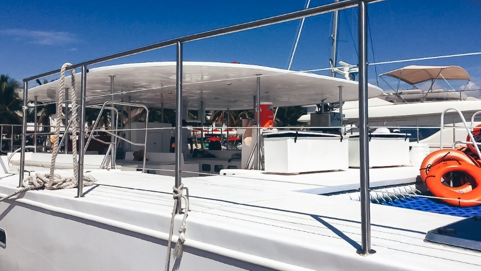 Catamaran Marina Albatros gallery image