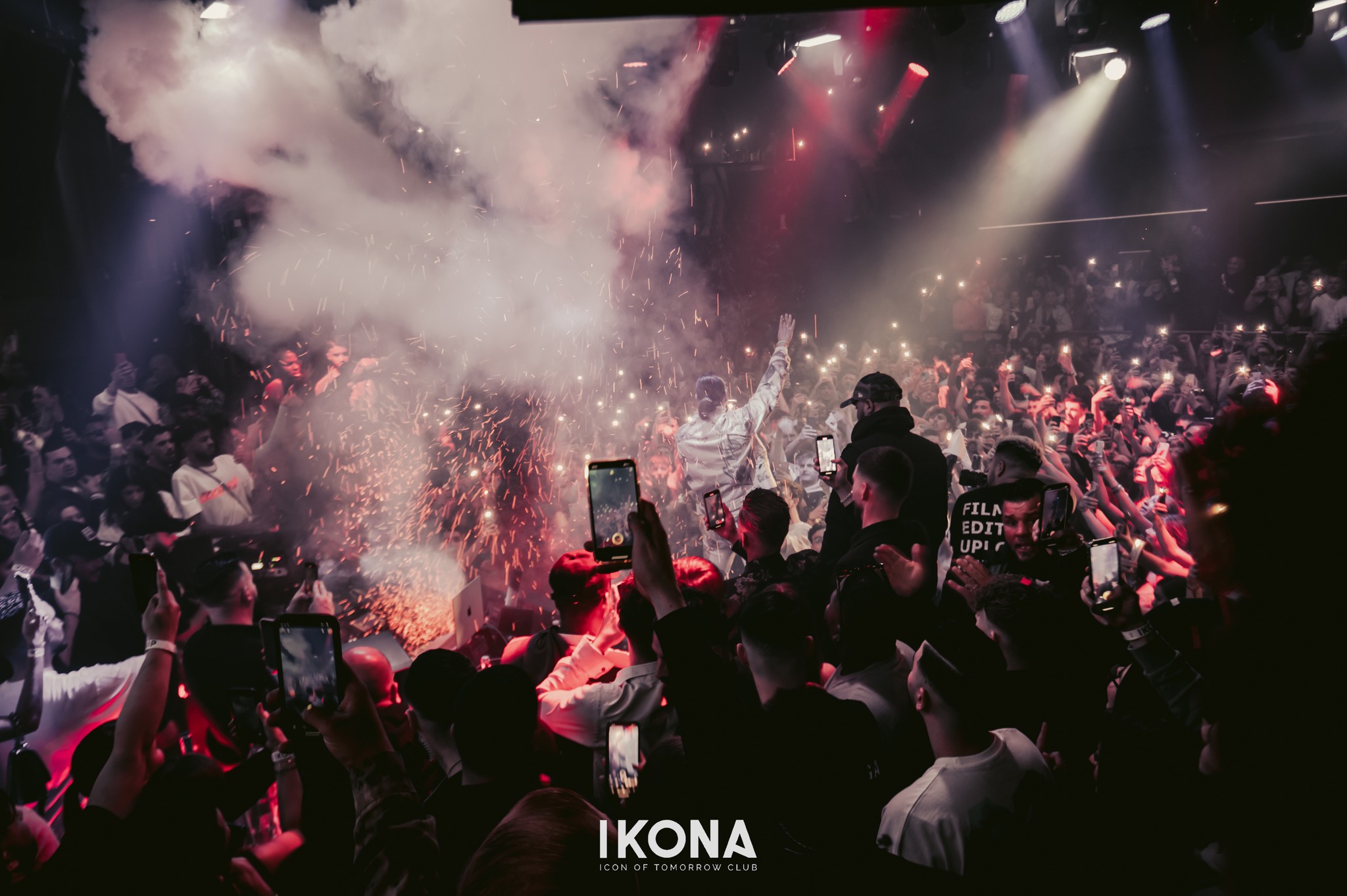 Club IKONA gallery image