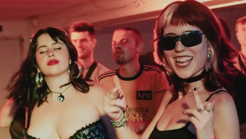 Coctelería Cerveceria Triángulo gallery image