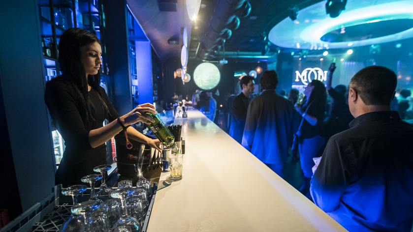 Committee Valencia gallery image