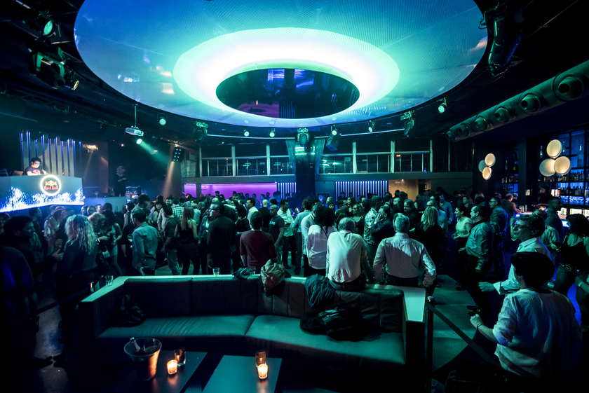 Committee Valencia gallery image