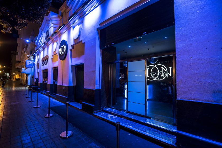 Committee Valencia gallery image