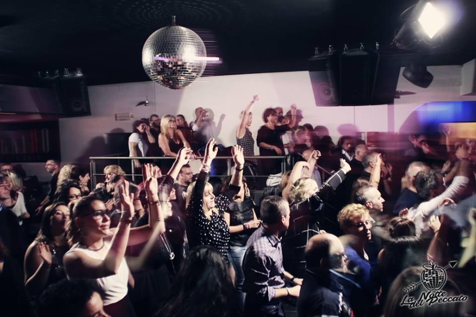 Deniro gallery image