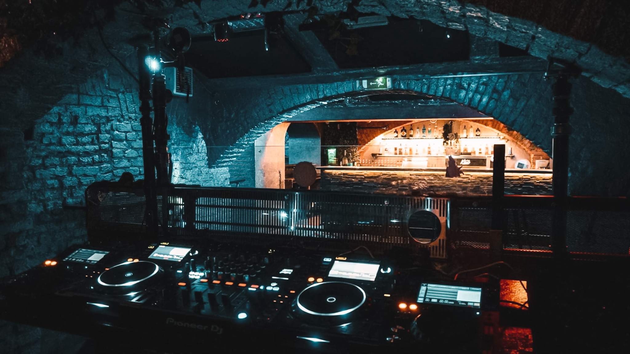 Der Klub gallery image