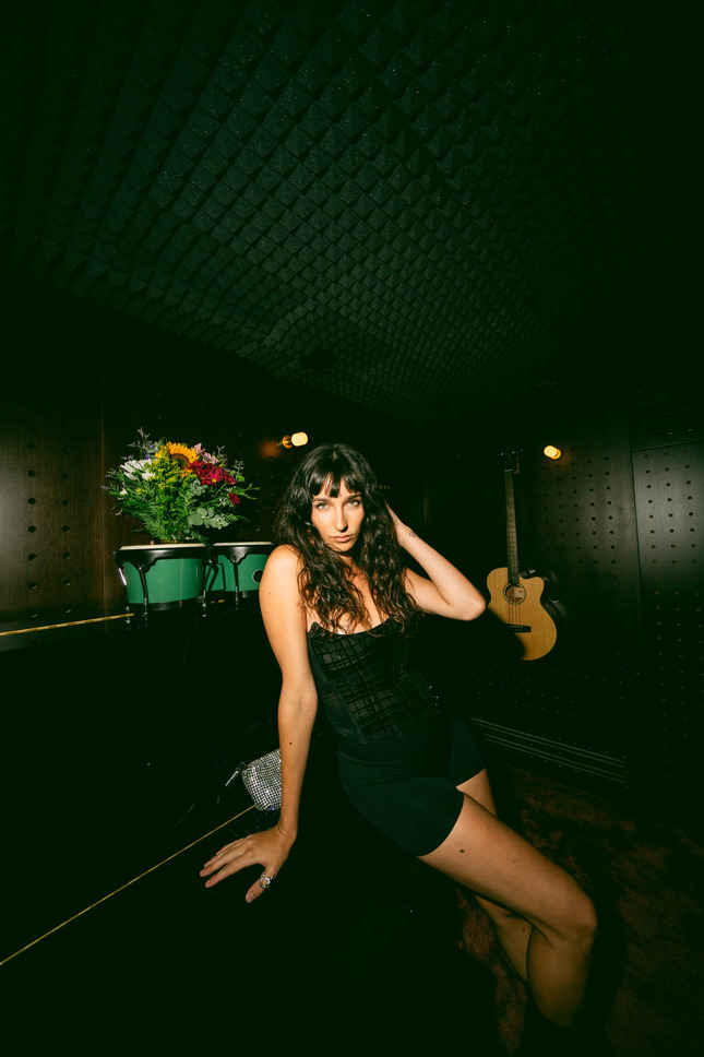 El Internacional gallery image