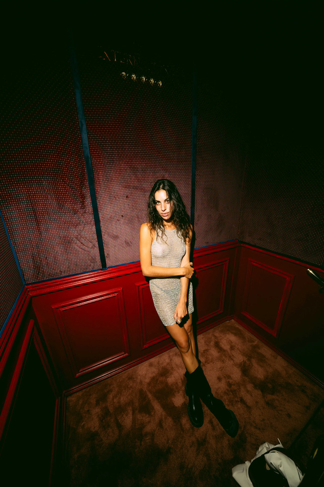 El Internacional gallery image