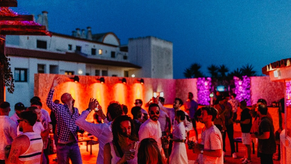 ELECTRONIK TERRAZA gallery image