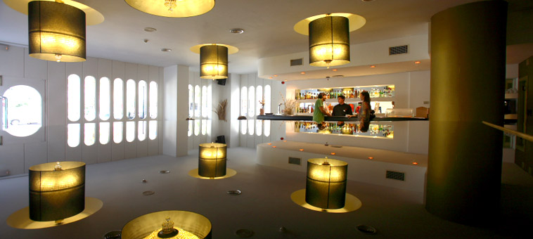 Expo Hotel Valencia gallery image