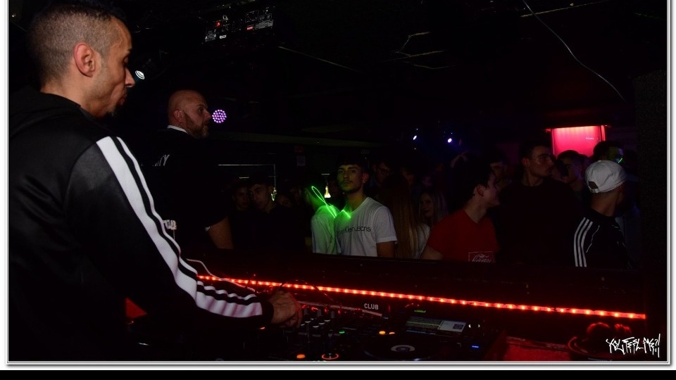 Fly Club gallery image