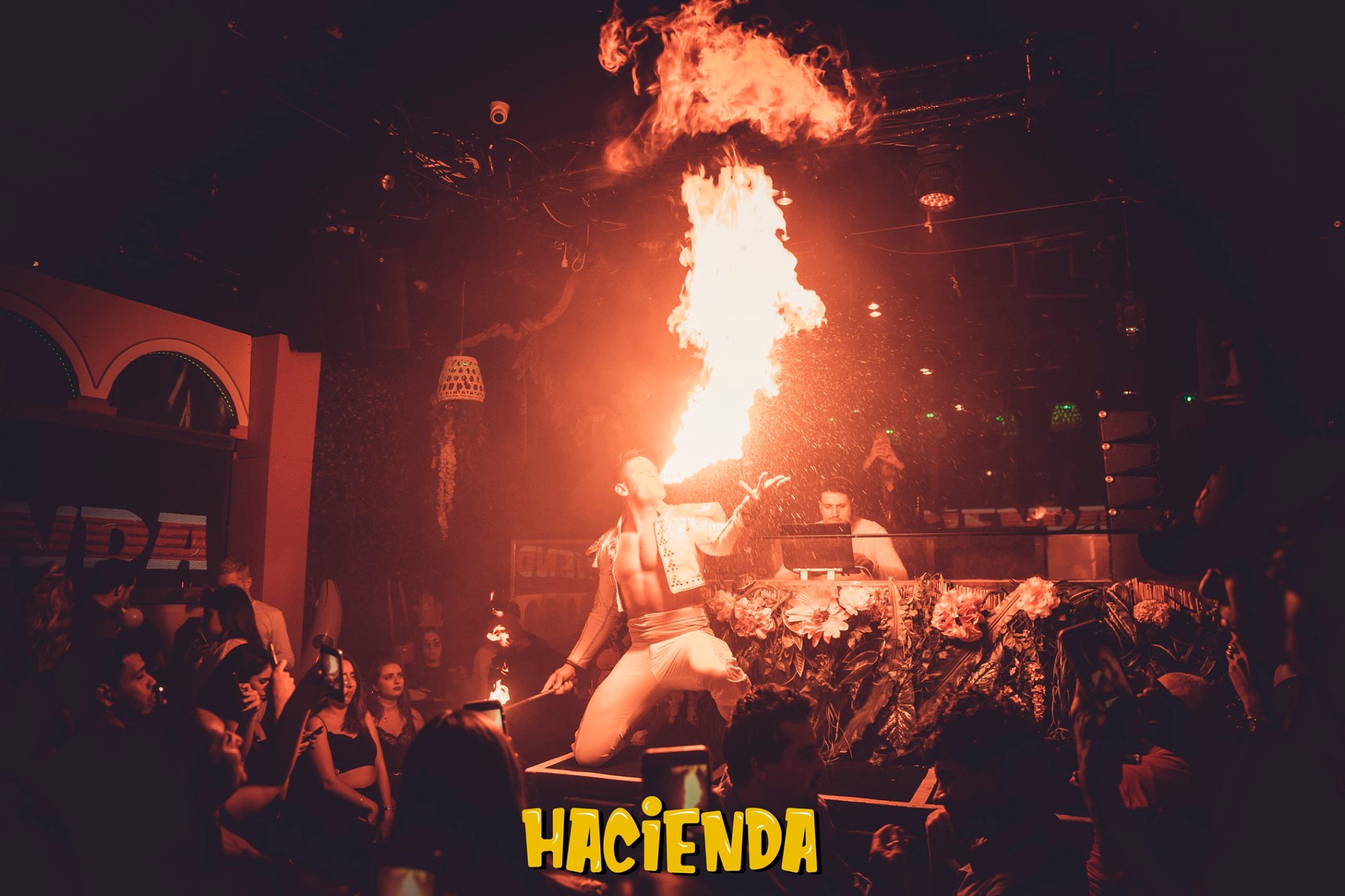 Hacienda Paris gallery image