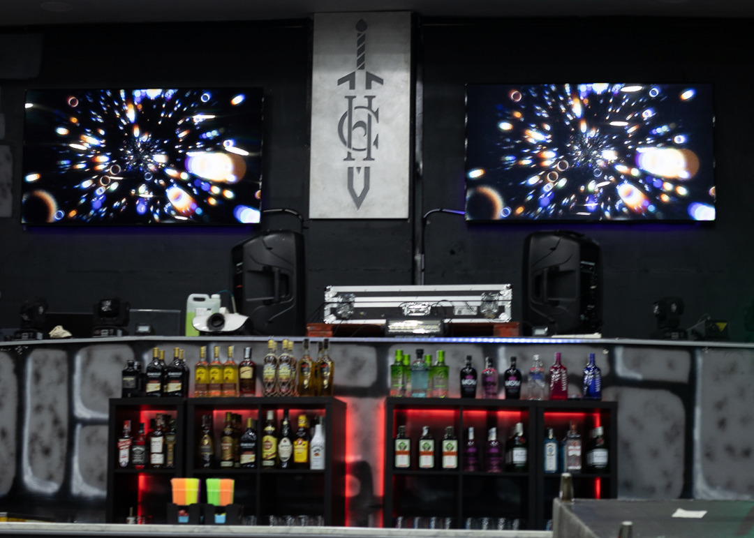 HI CASTLE gallery image