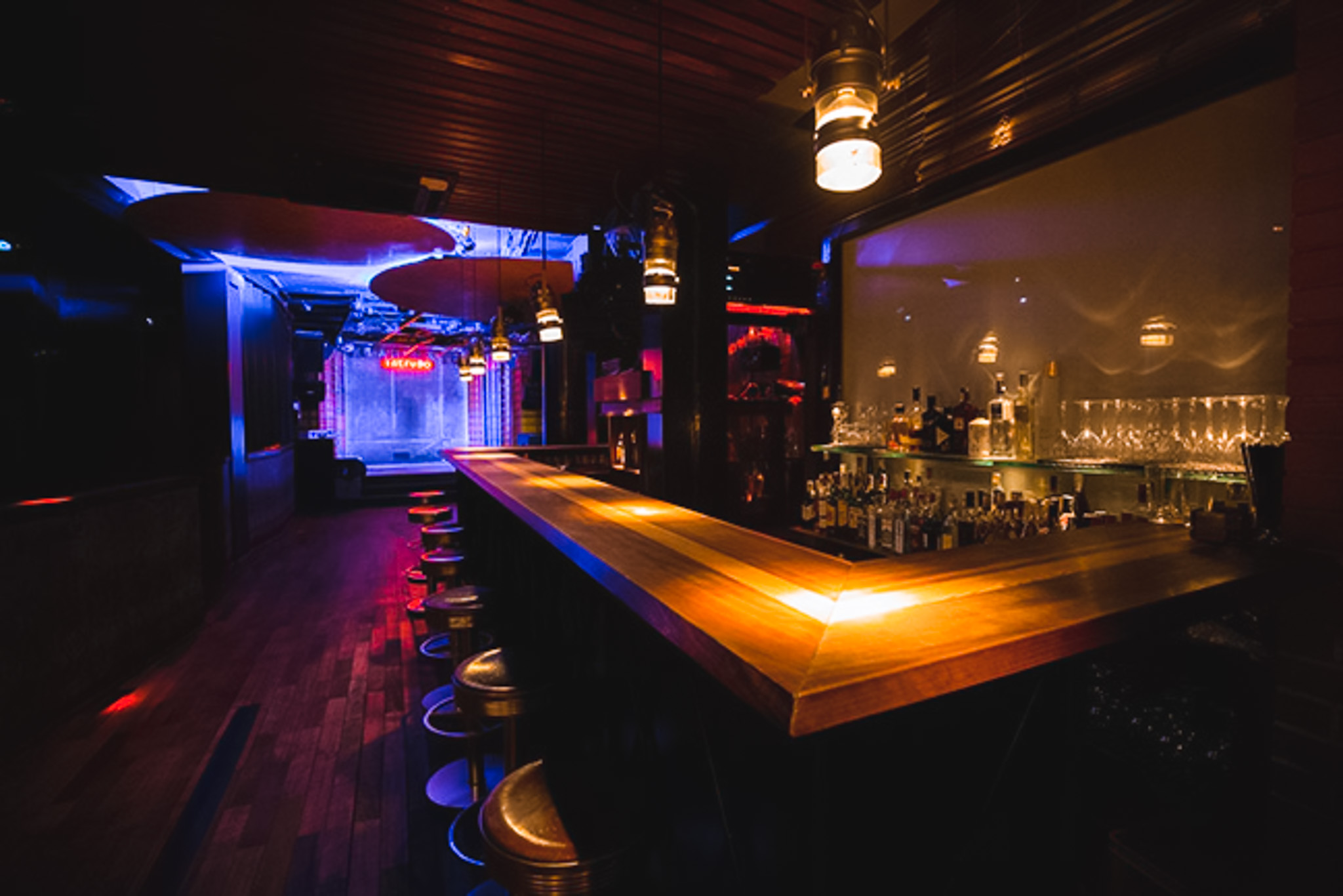 Intruso Bar gallery image