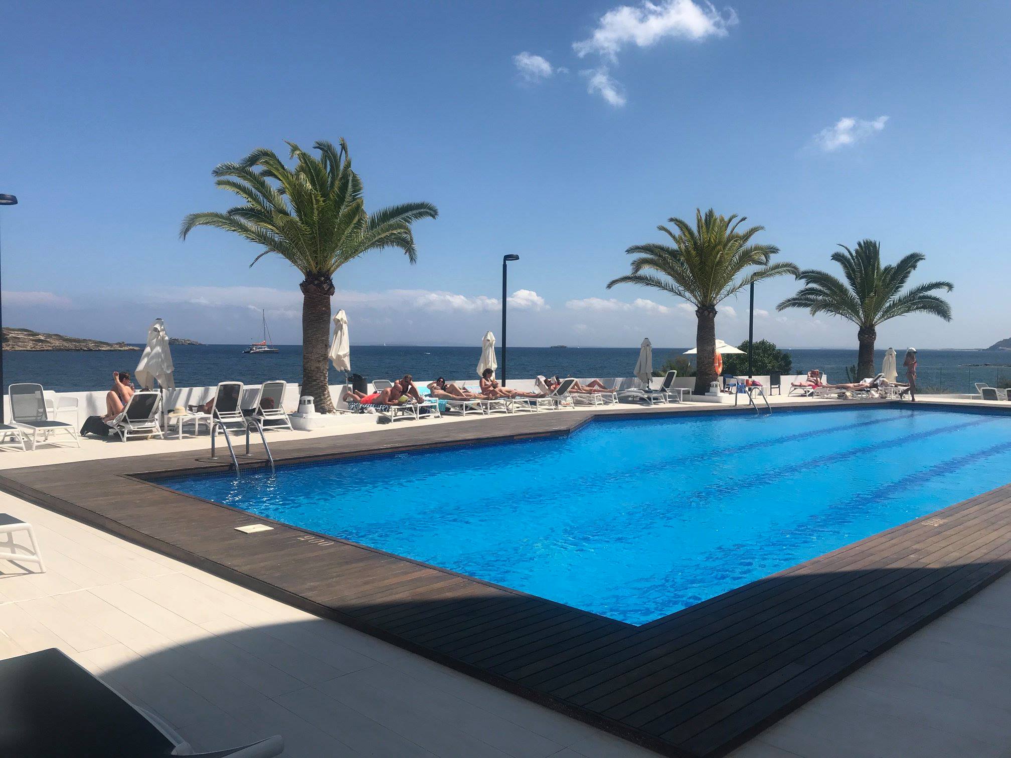 Jabeque Beach Club gallery image