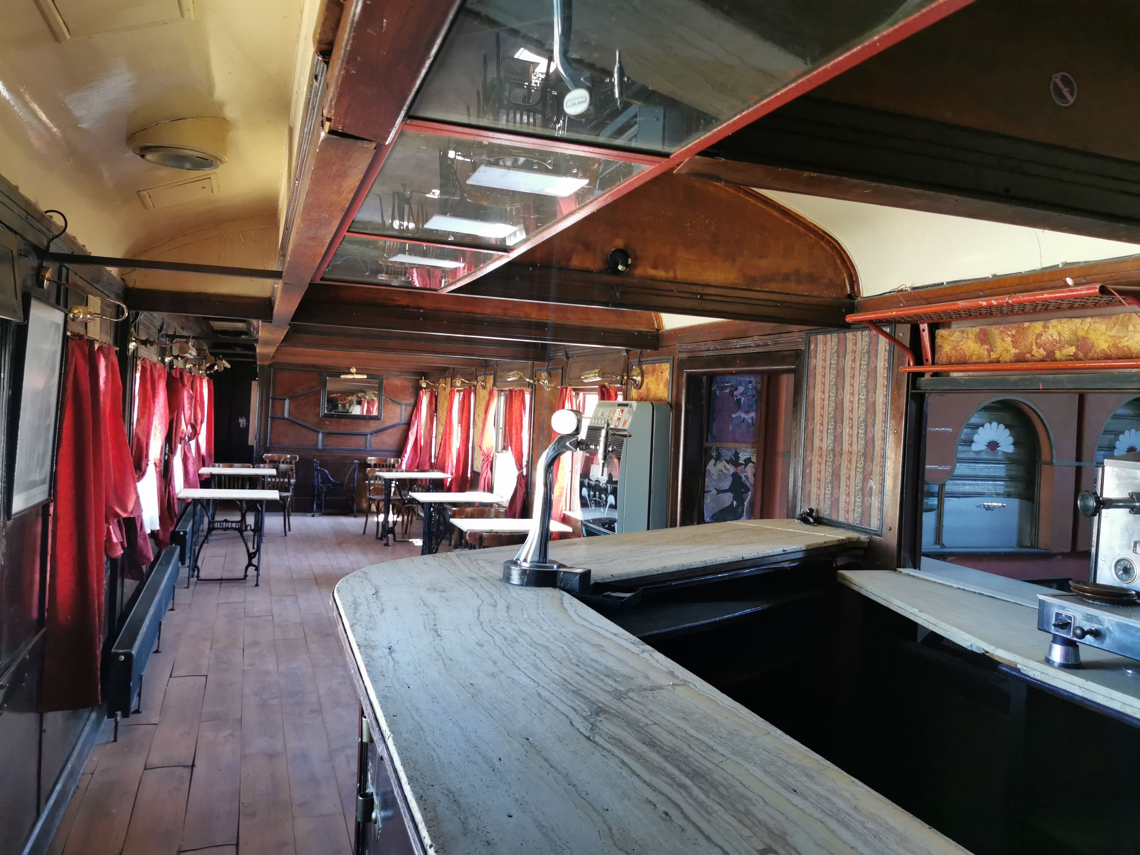 La Isla Summer Club by El Vagon gallery image