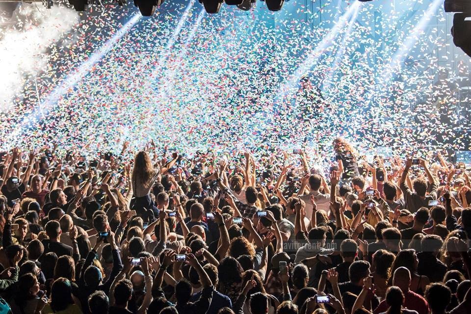 La Riviera gallery image