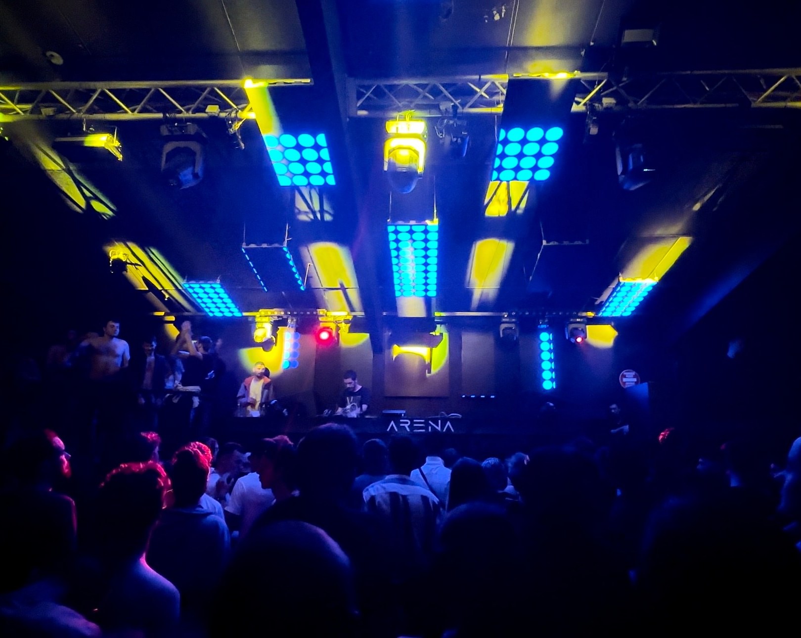 L'Arena gallery image