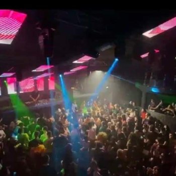 L'Arena gallery image