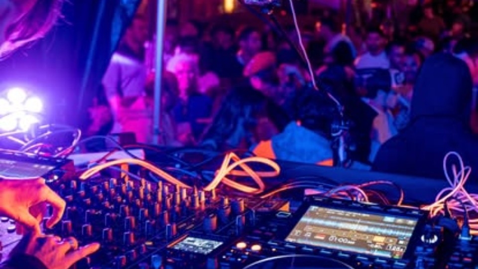 Le Bar à Vins gallery image