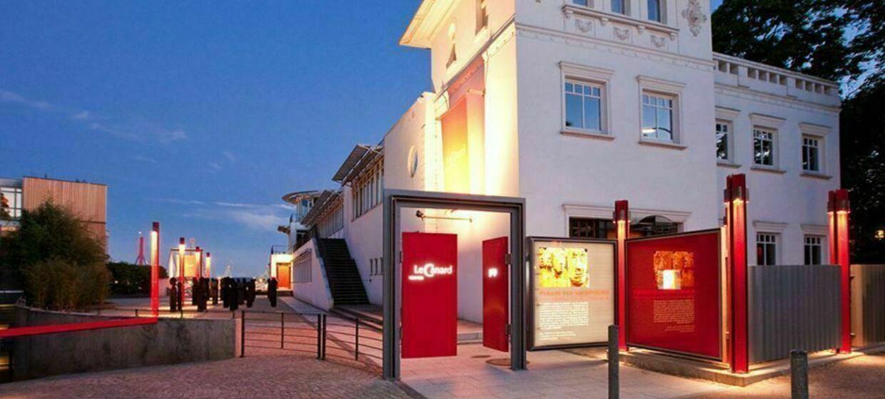 Le Canard gallery image