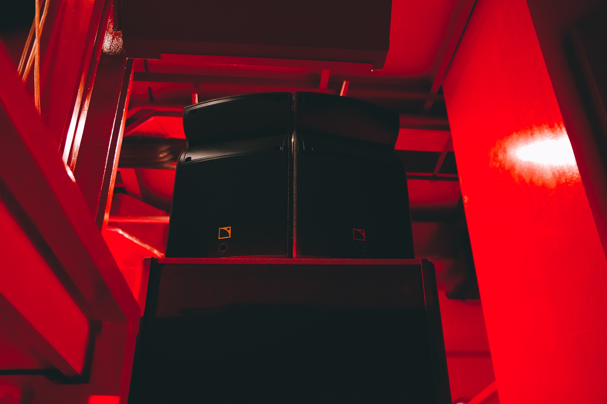 Les Enfants Brillants