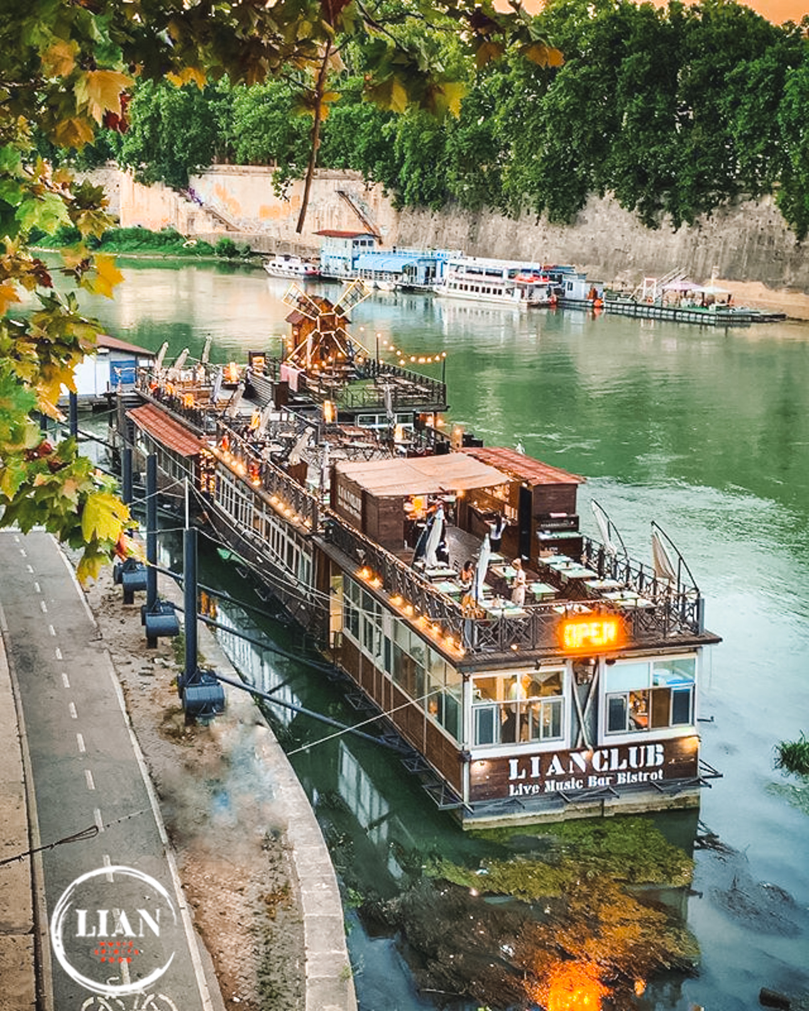 Lian Club gallery image