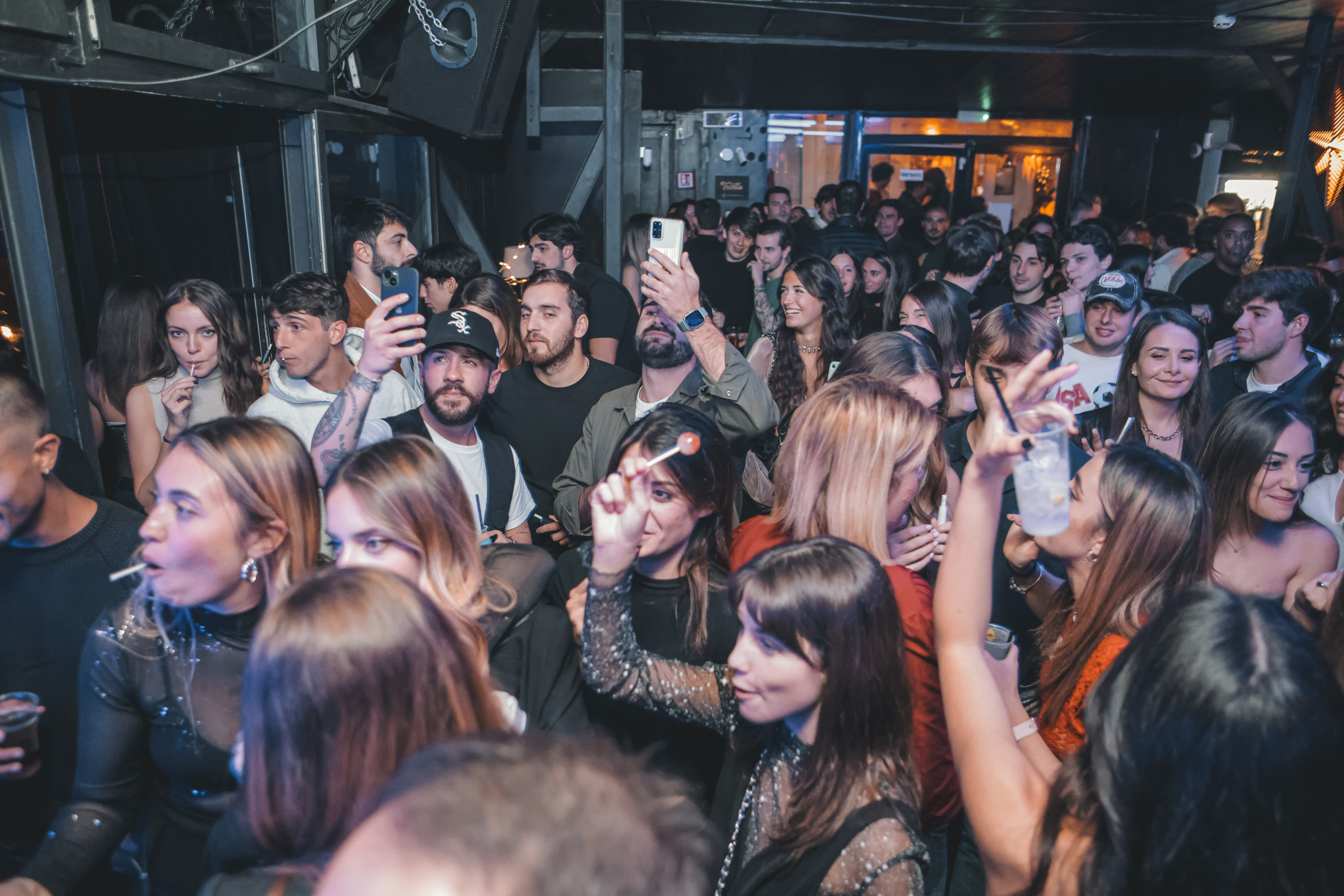 Lian Club gallery image