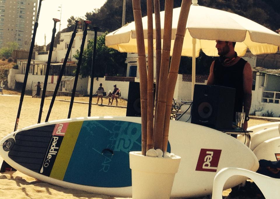 Mil Olas Lounge Beach gallery image