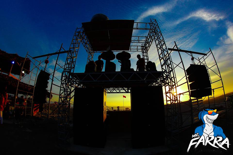 MR. FARRA gallery image