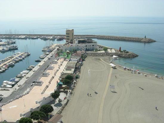 Puerto Deportivo Aguadulce gallery image