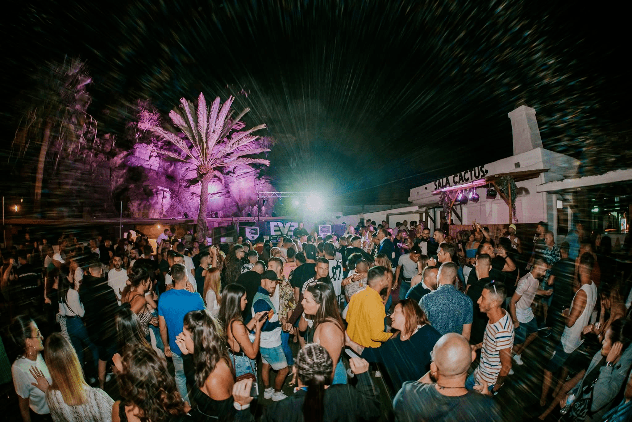 Sala Cactus gallery image