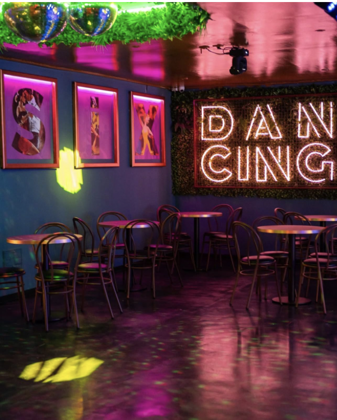 Six Bar gallery image