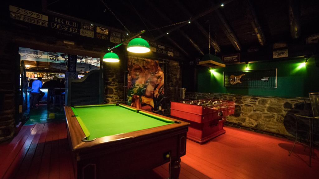 Surf Arinsal - Restaurant & Discotheque