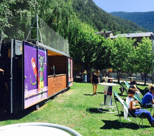 Surf Arinsal - Restaurant & Discotheque