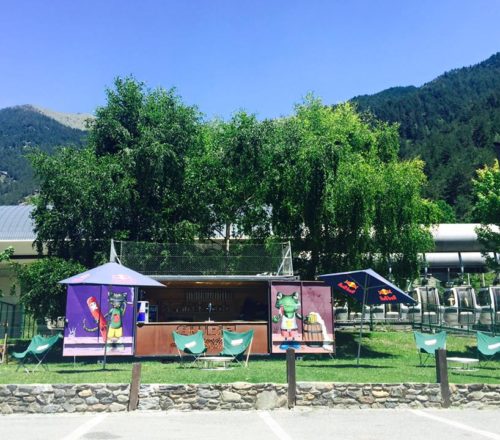 Surf Arinsal - Restaurant & Discotheque