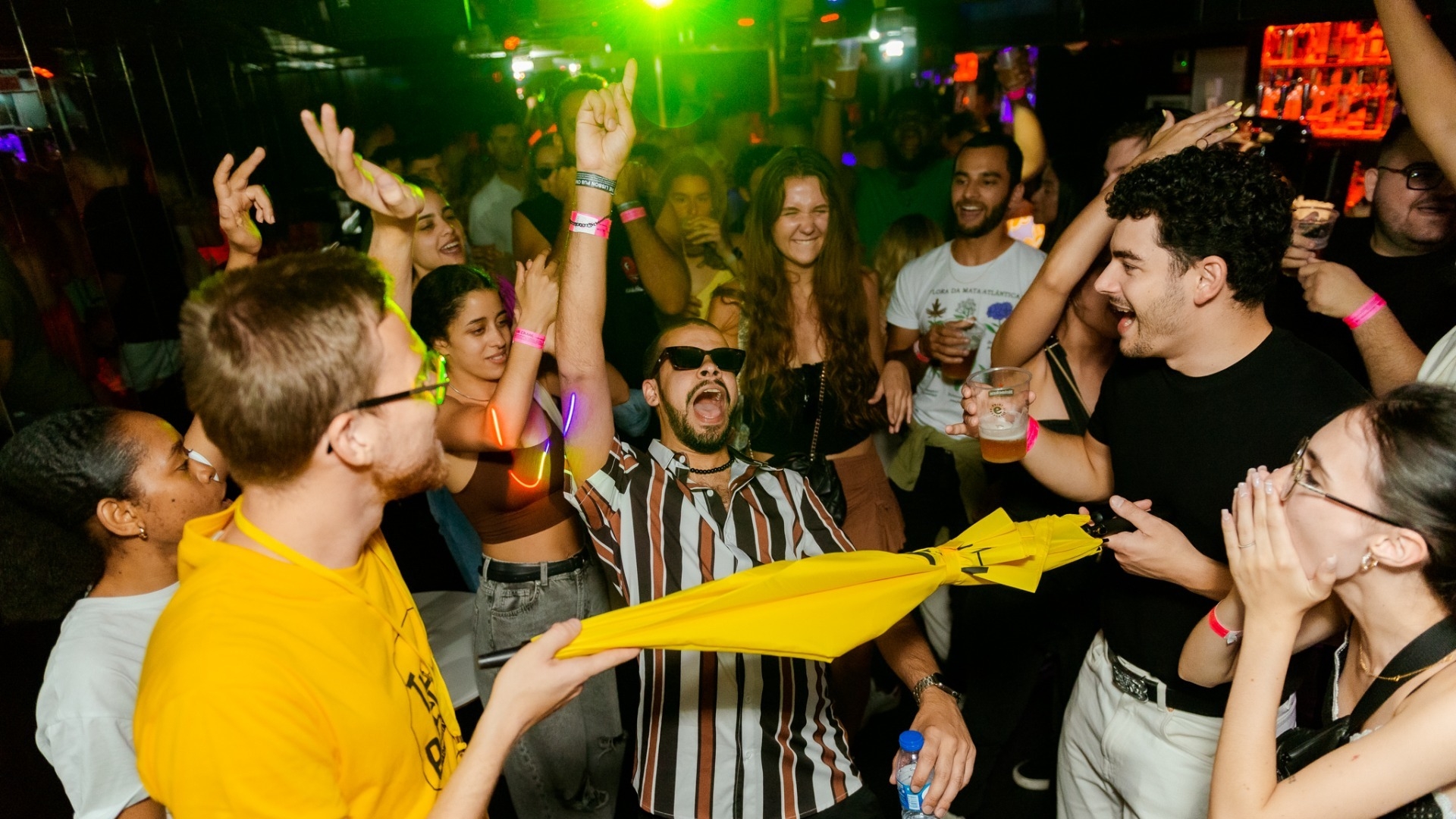 The Lisbon Pub Crawl - Discover Lisbon