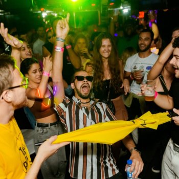 The Lisbon Pub Crawl - Discover Lisbon gallery image