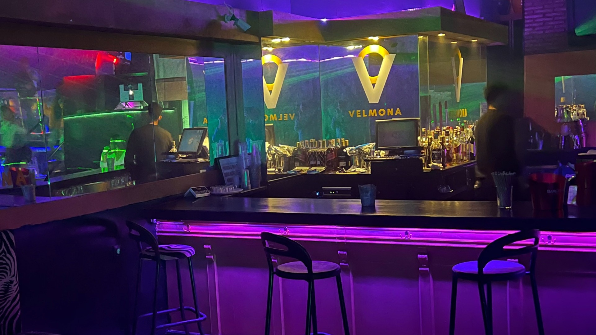 Velmona gallery image