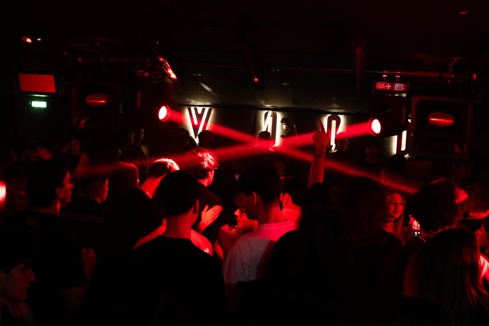 WOOD CLUBROOM gallery image