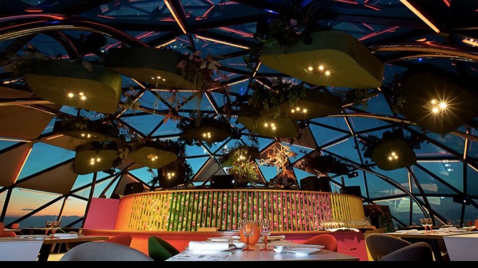 Zenith Club 360º (Skyfall) gallery image