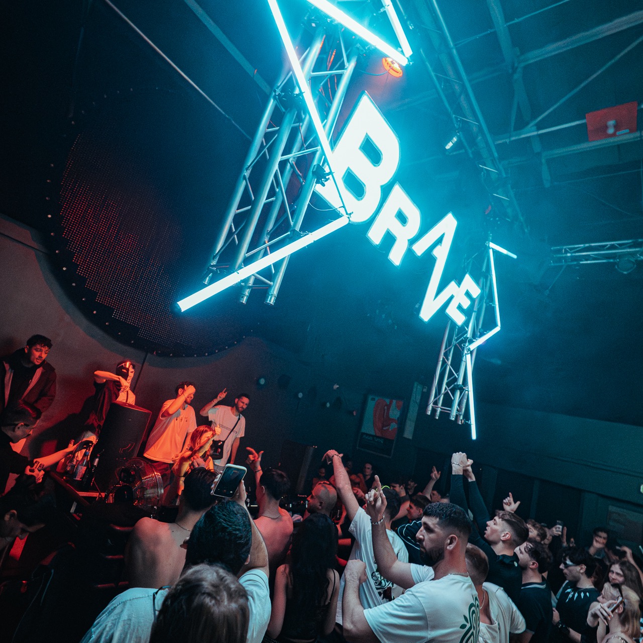 6 JAHRE BRAVE x MTW - Techno Party in Frankfurt