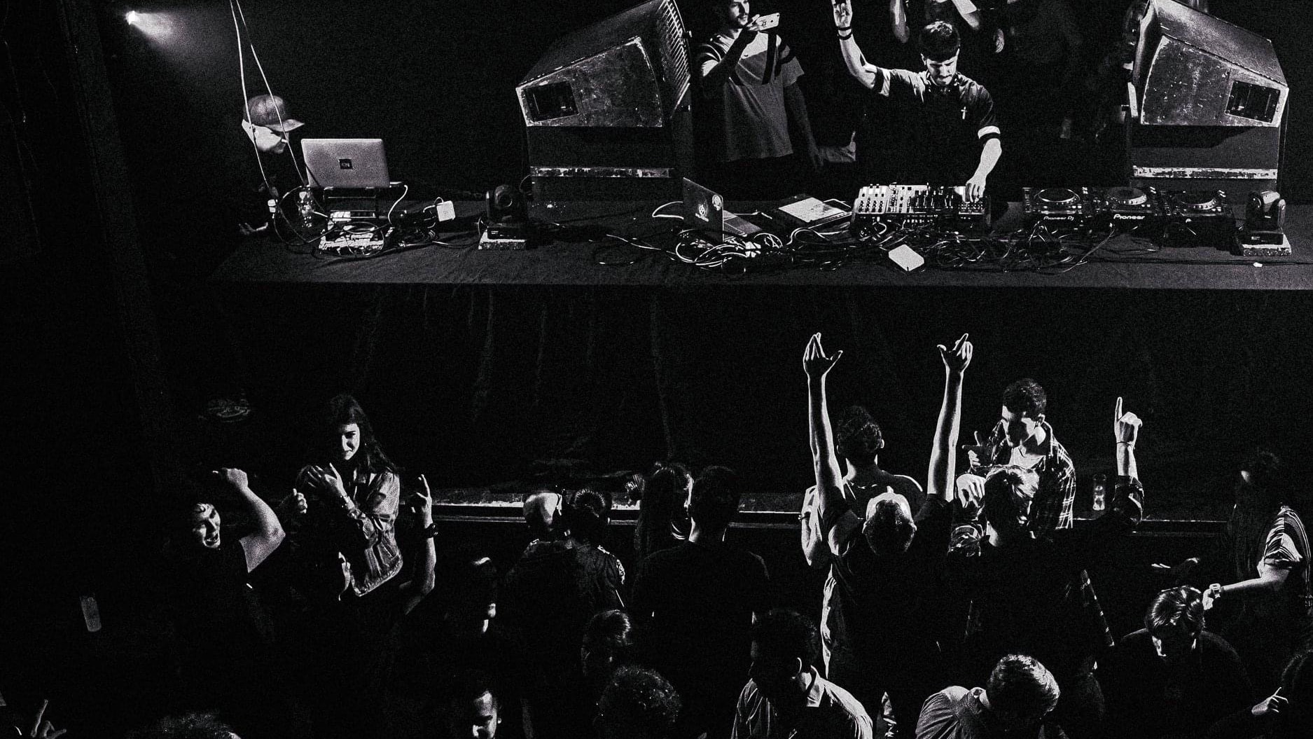 City Hall Saturday in TEKNO en City Hall image