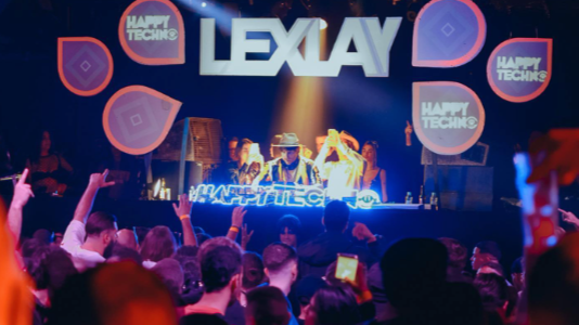 City Hall Saturday with Lexlay