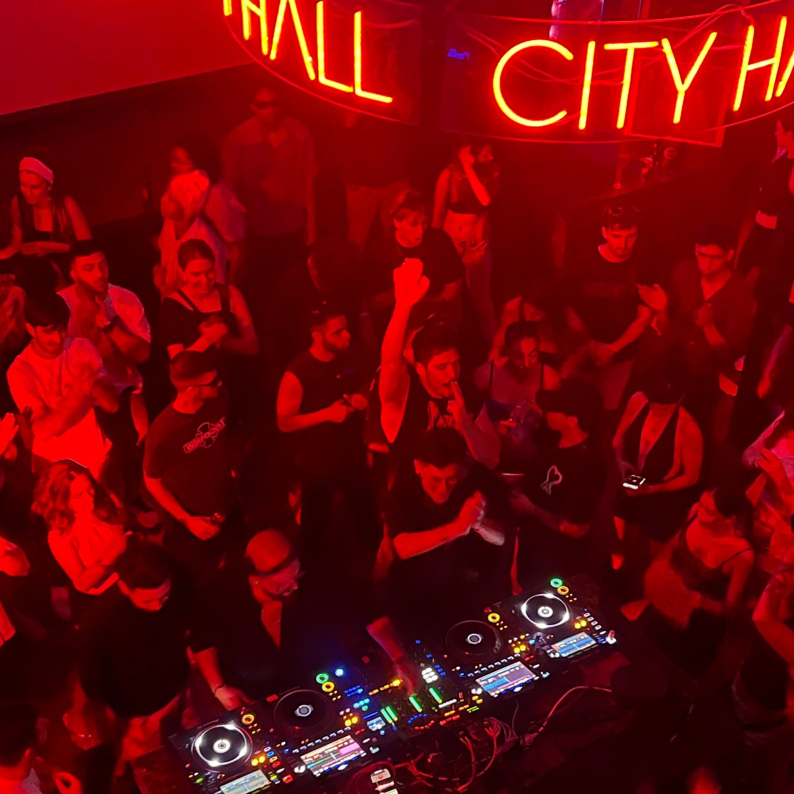 City Hall Tuesday pres. Rubi is back l LAST FREE image