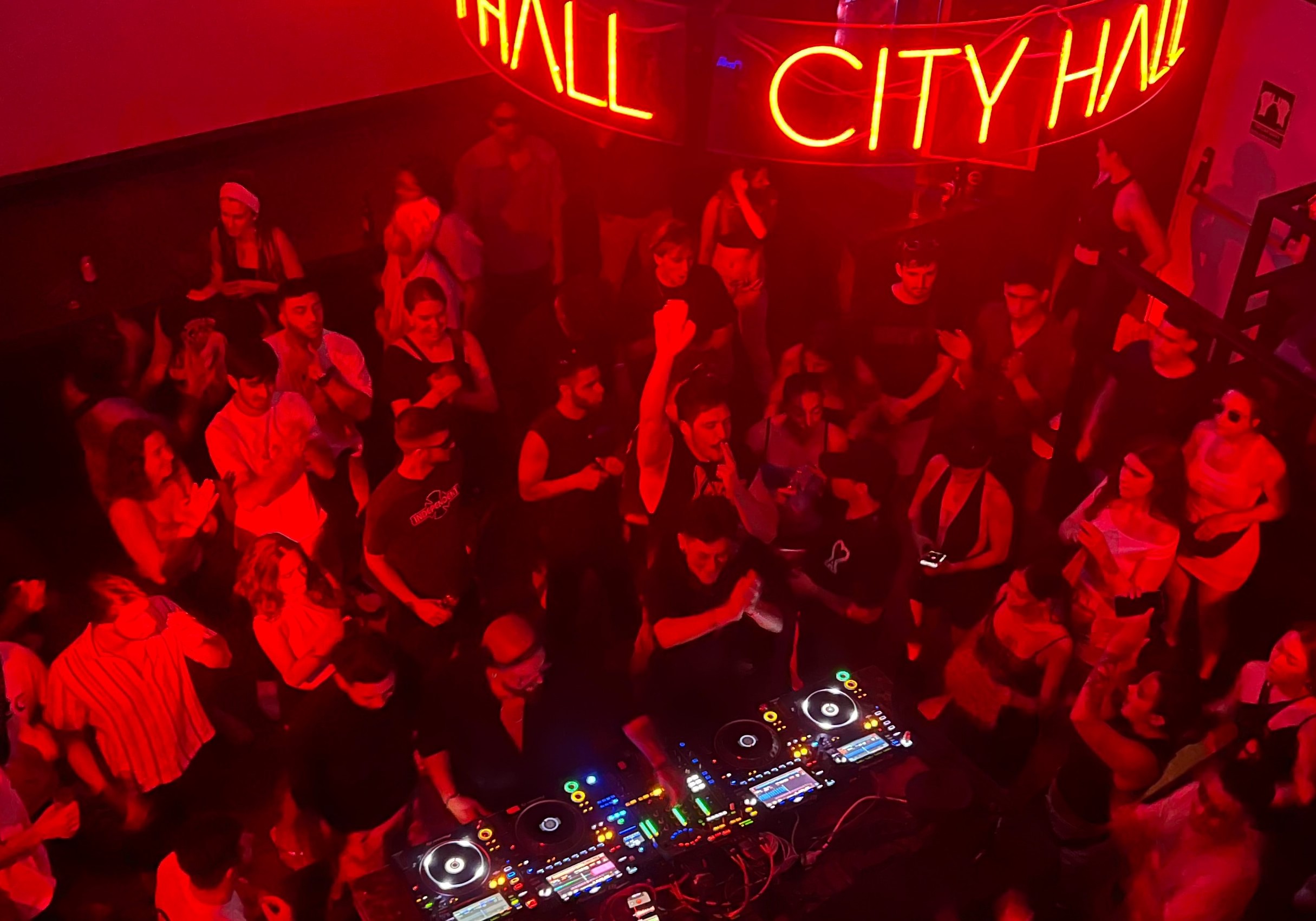 City Hall Tuesday pres. Rubi is back l LAST FREE image