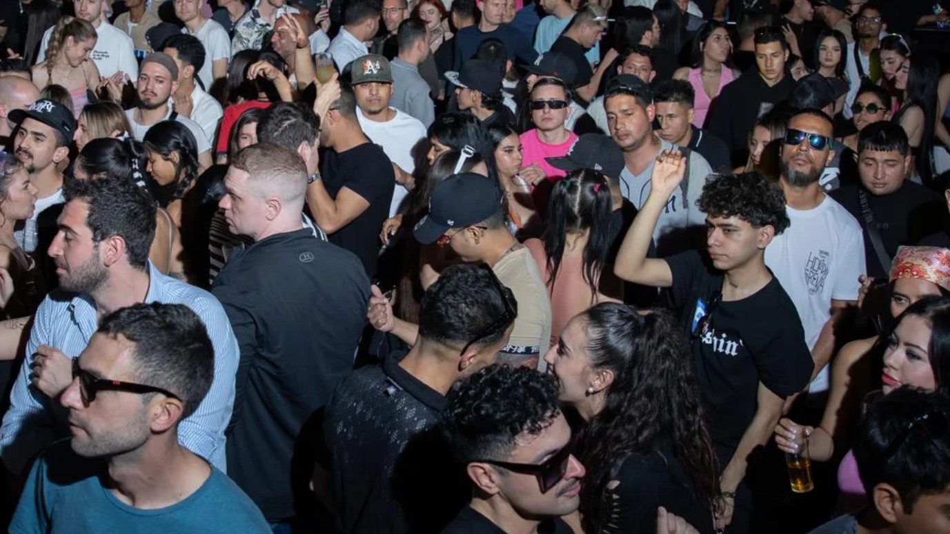 ALL NIGHT LONG pres. NINYO l LAST FREE image