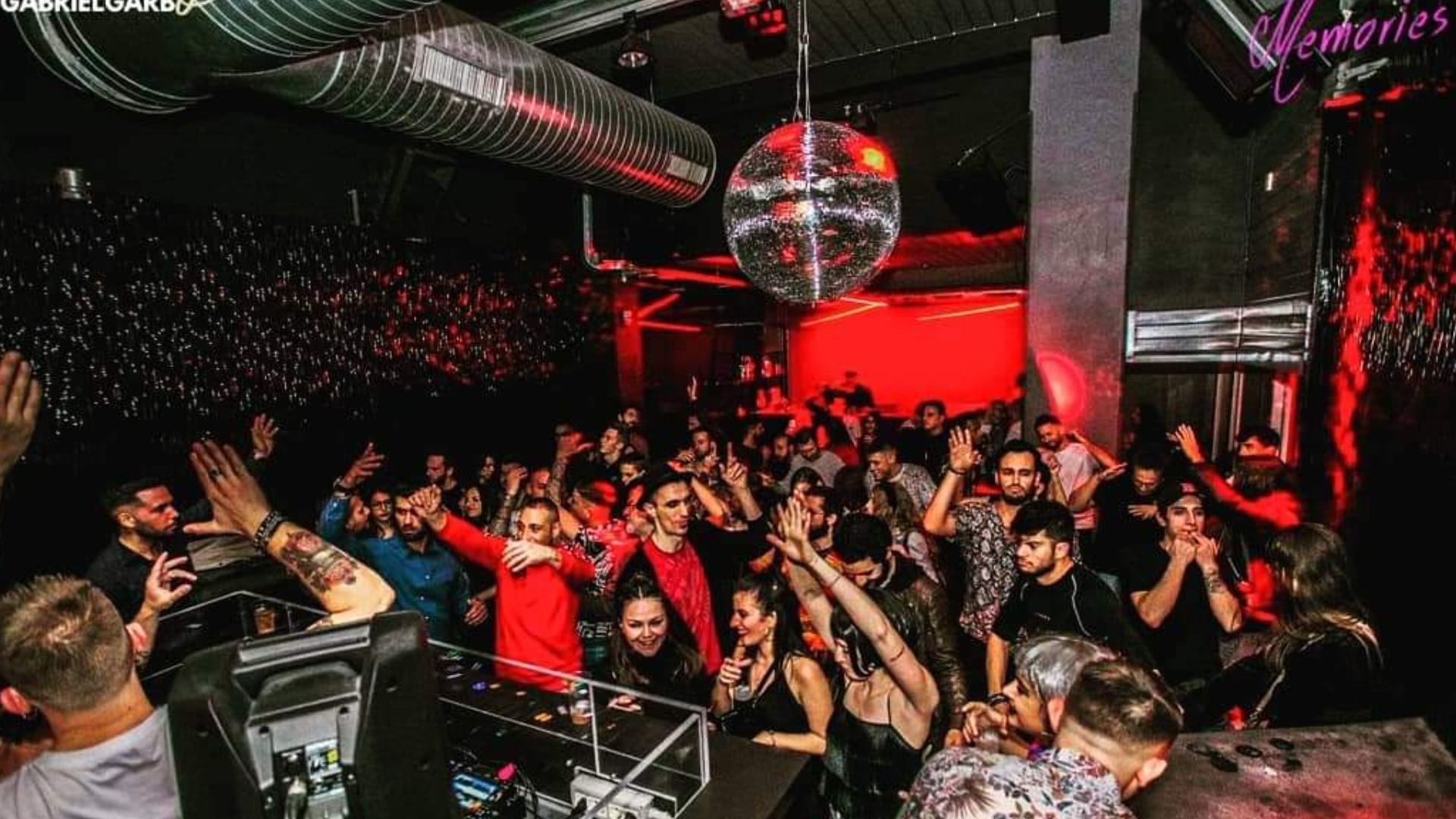 Escape "Opening" at Azimut image