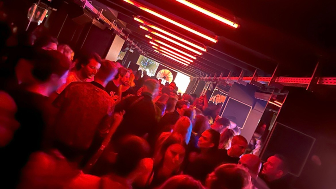 Foursnacks Club Night w/ Black Loops image