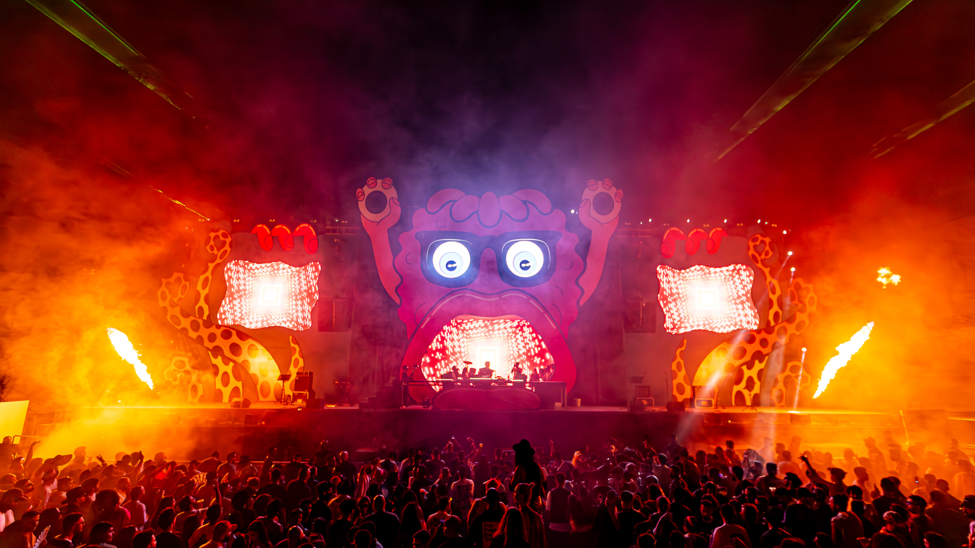 Freaks of Nature: Freakyard image